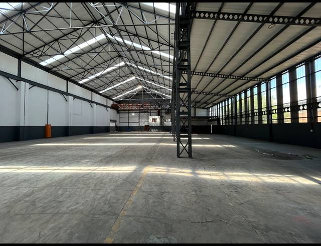 7,255M² WAREHOUSE TO LET IN EPPING INDUSTRIAL